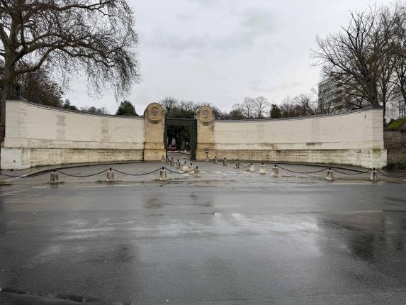 The main entrance of the cemetery